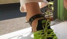 坎爷爆料卖假鞋视频播放,揭秘视频播放背后的惊人真相